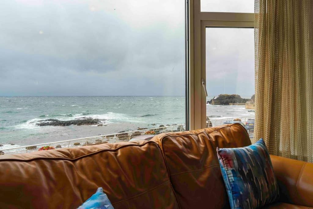The Porthole Apartment Portstewart Exterior photo